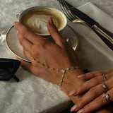De Aurelia hand chain - gold plated